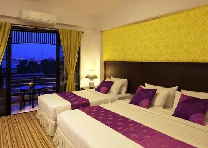 Siam Place Airport 3*